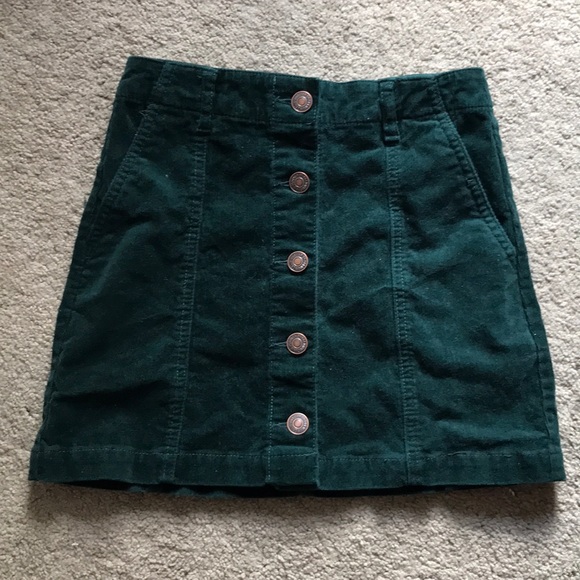 Green button up skirt - Picture 2 of 3
